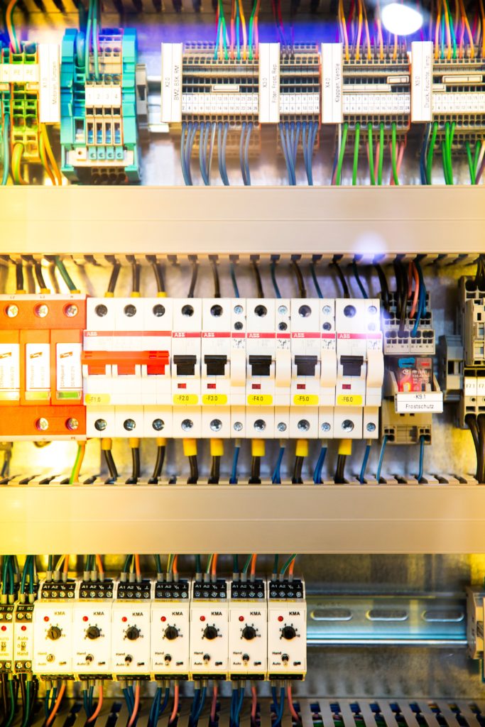 Boletines de Instalaciones Eléctricas